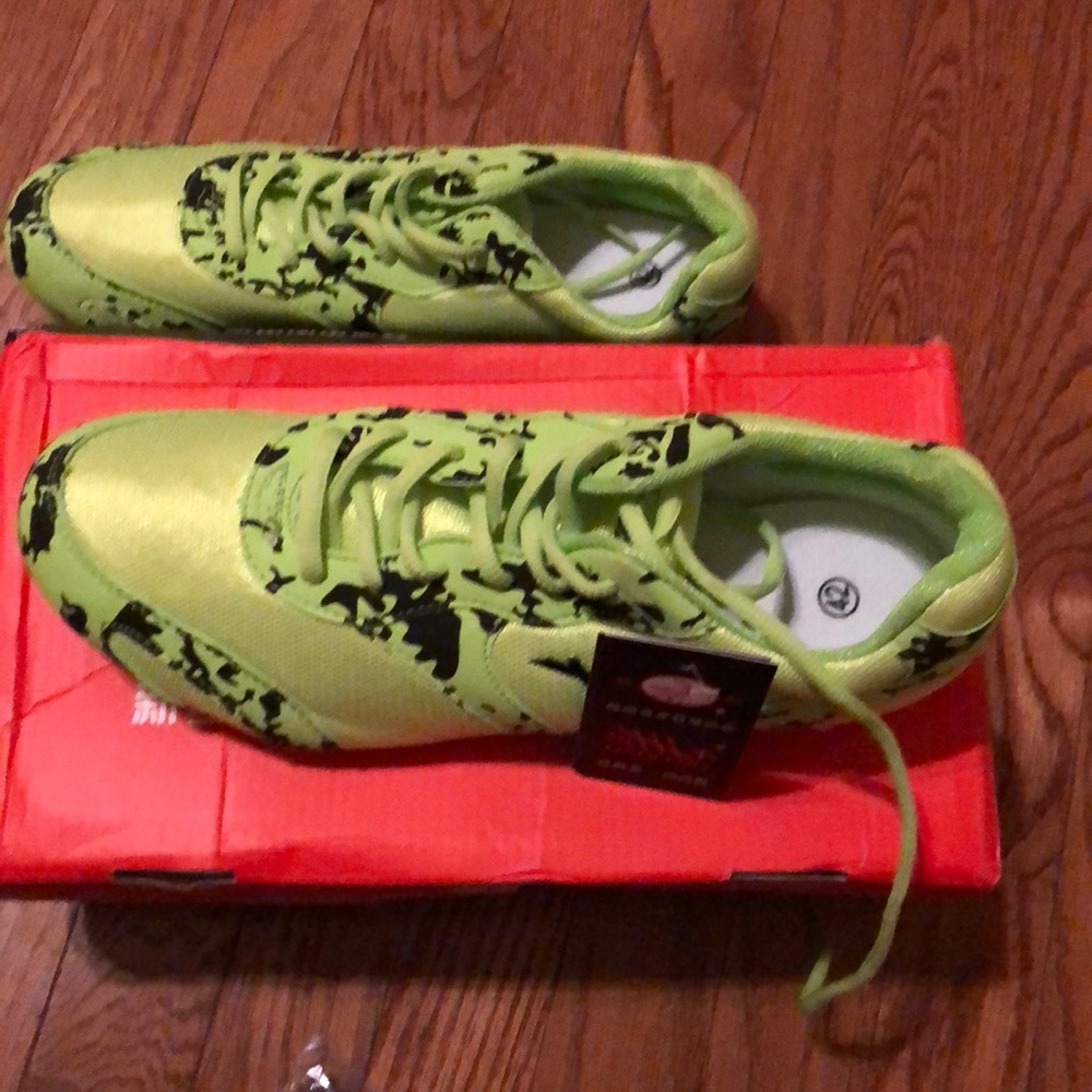 NIB Daofeng Track Shoes, size 42 - Picture 3 of 5